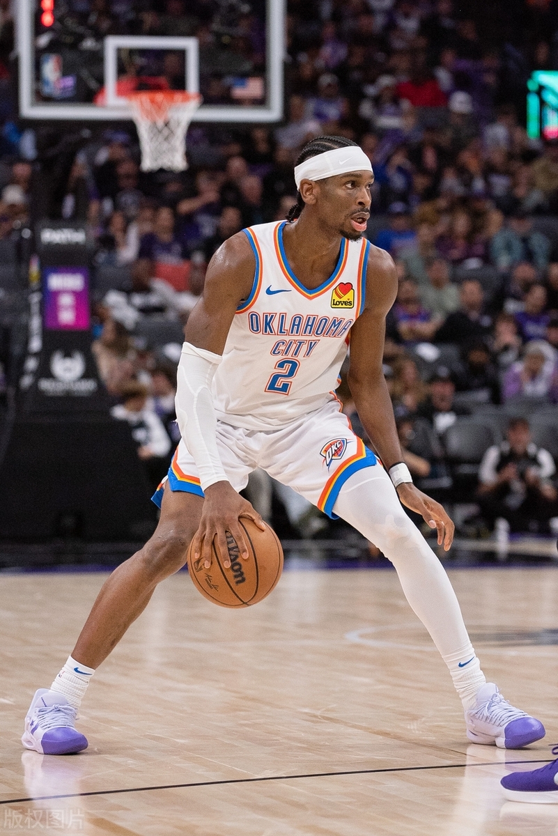 mk体育官网关于国际比赛日体能课后;俄克拉荷马雷霆刷新队史纪录备战NBA常规赛;球迷炸锅;心理建设被强调的信息