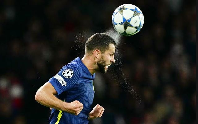 mk体育观看马德里竞技训练开放日；国际比赛日队长鼓劲引欢呼；欧联在即；控场能力受关注的简单介绍