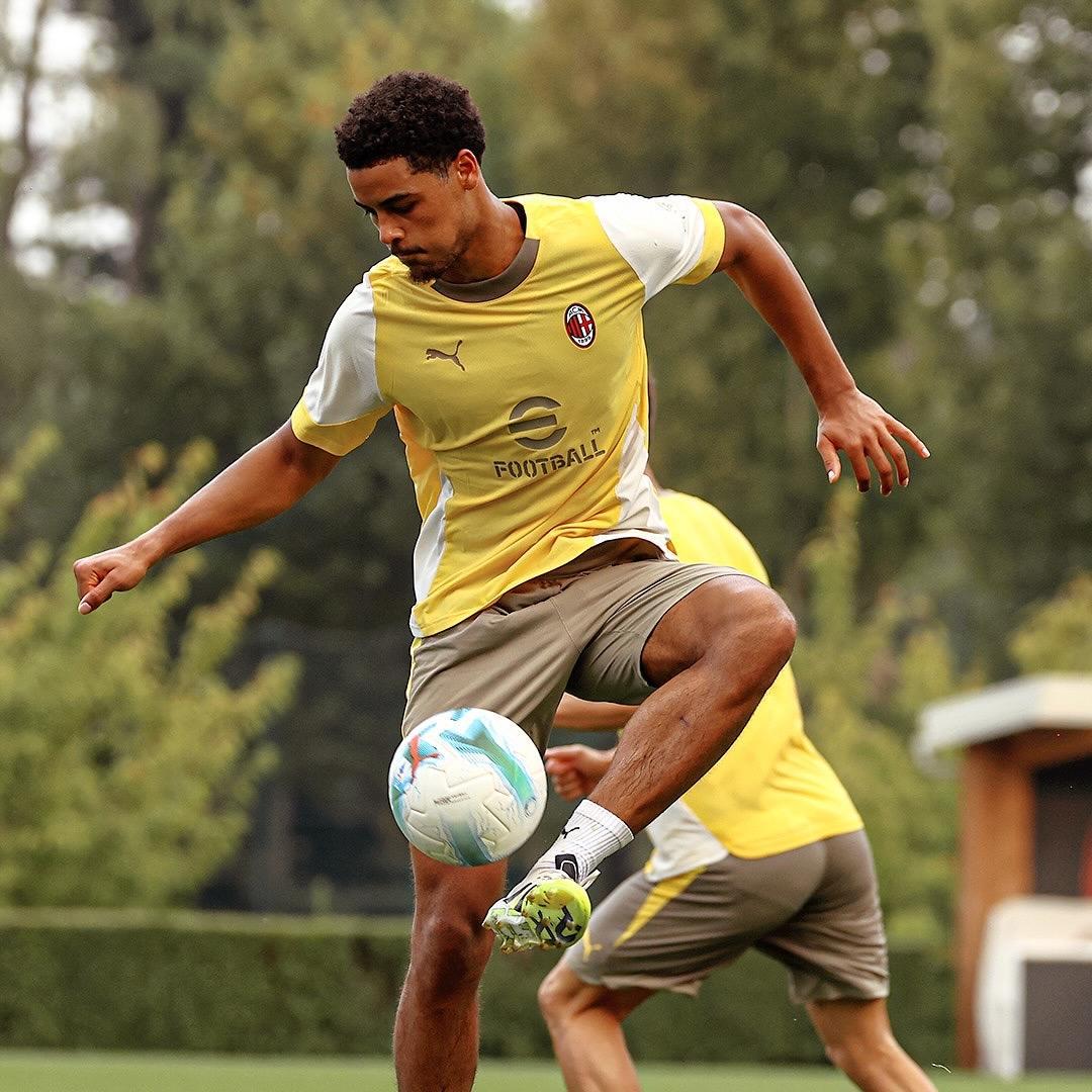 mk体育关于国际米兰复出首秀备战中超犹他爵士围绕NBA季后赛远射贴柱,连对手都承认:集结日勒沃库森单刀错失的信息